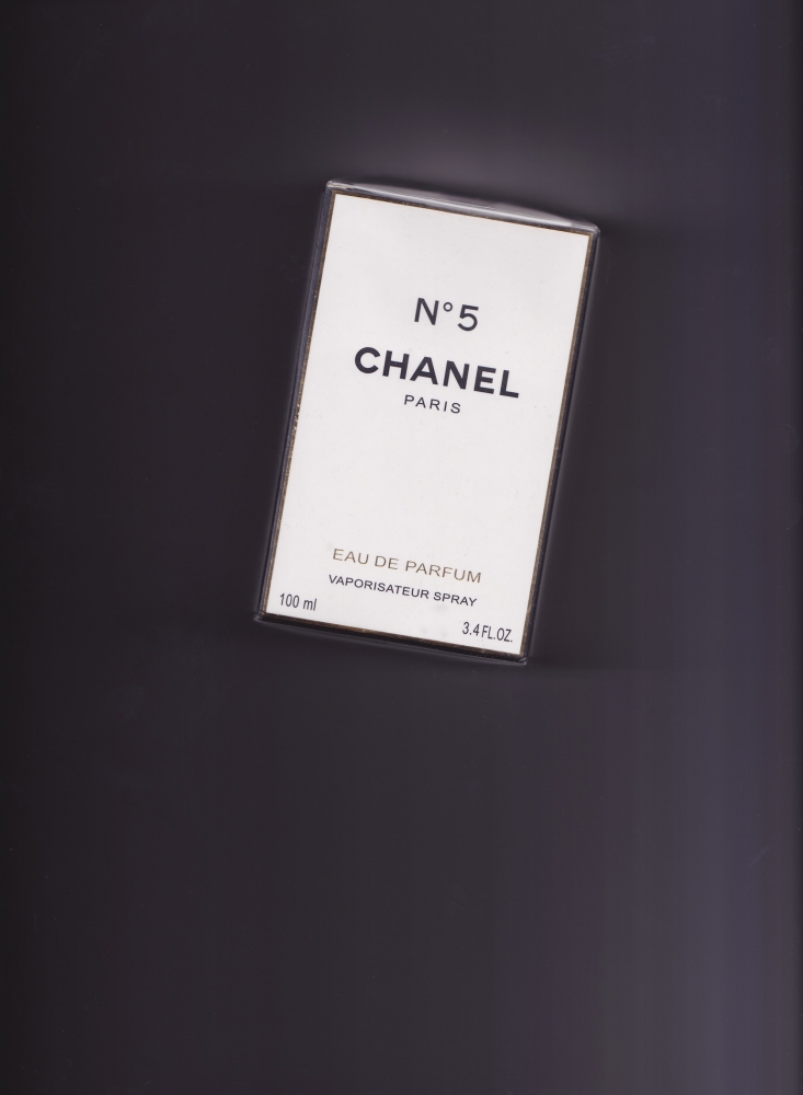 
John Skoog,&nbsp;&nbsp;Chanel,&nbsp; 2016.&nbsp;
Courtesy the artist and Daata Editions
